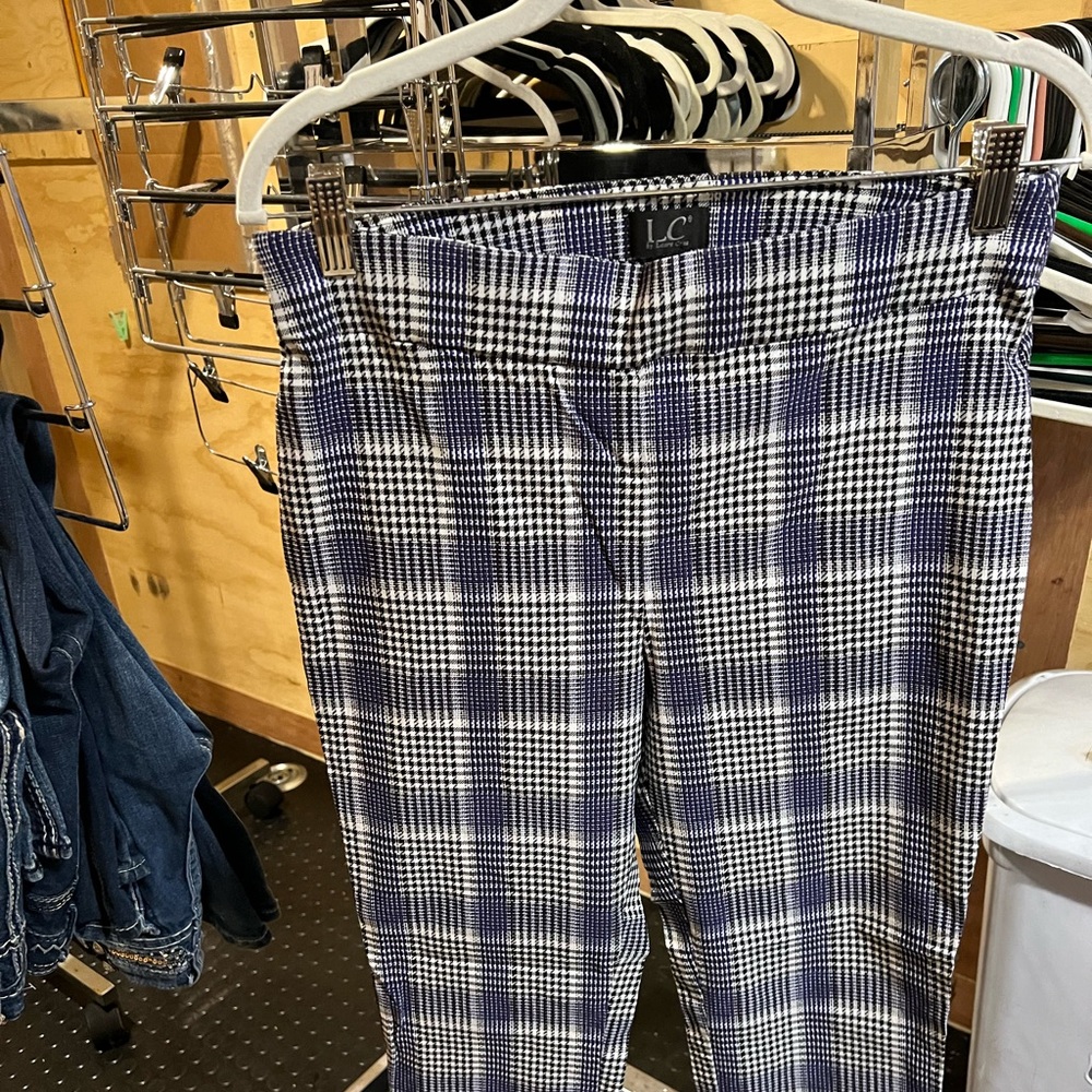 Ladies Capris